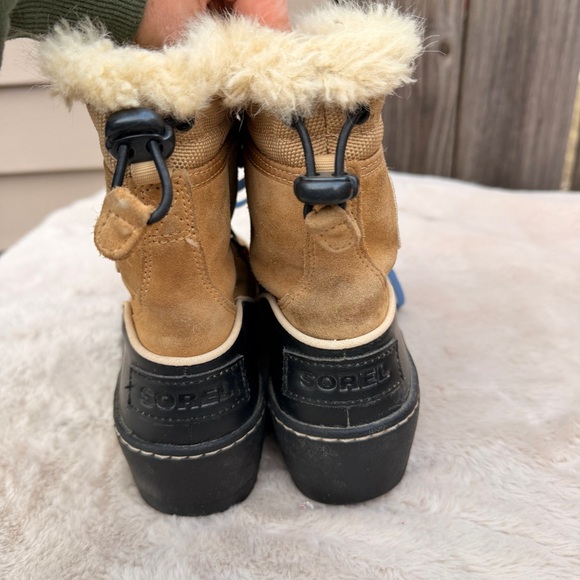 Sorel Women's Joan Of Arctic Boot Size 6 - Picture 3 of 8